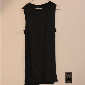 Gray tank top, open sides